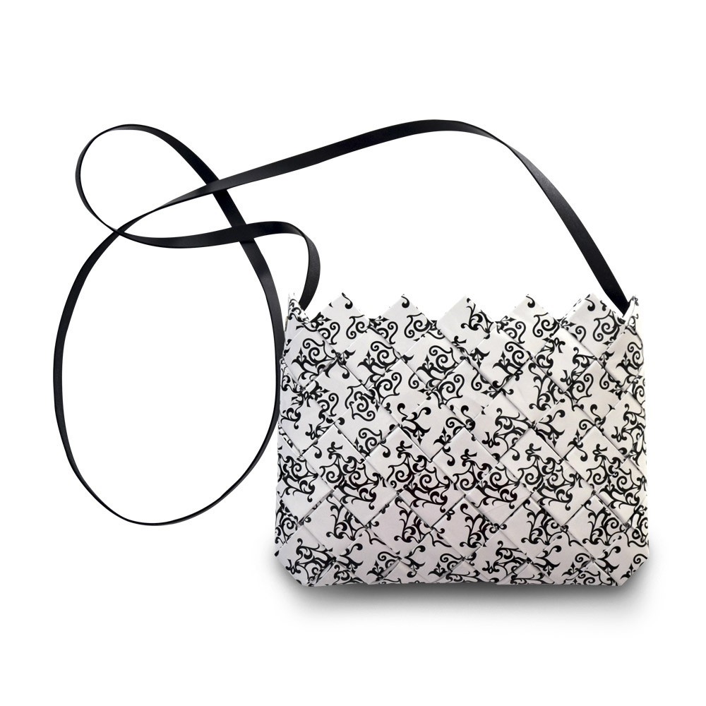 Loto Crossbody Bag – Balance in Bloom | Strambótica
