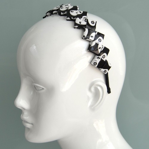 Diadema Olvido fabricada en papel reciclado | Strambótica
