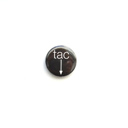Fun "Tac" Pin Made from Recycled Paper | Strambótica