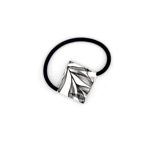 Handcrafted Leaves Hair Tie Made from Recycled Paper | Strambótica