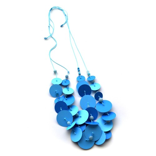 Collar Nenúfar Azul – Calma sostenible hecha a mano | Strambótica