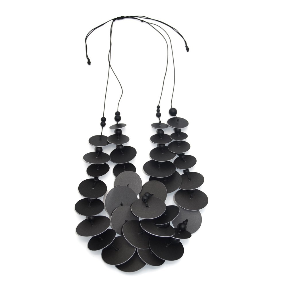 Black Water Lily Necklace – Subtle, Handcrafted Elegance | Strambótica