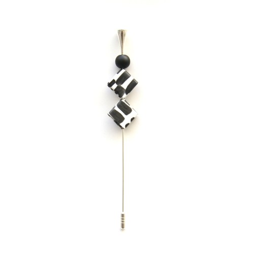 Cleta Duo Brooch – Original design on recycled paper | Strambótica