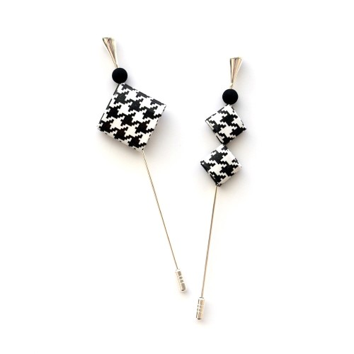 Classic Houndstooth Brooch, Designer Jewelry | Strambótica