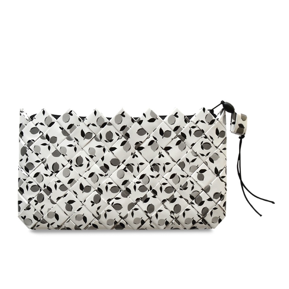 Lemon Clutch – The Freshest Accessory in Your Wardrobe | Strambótica