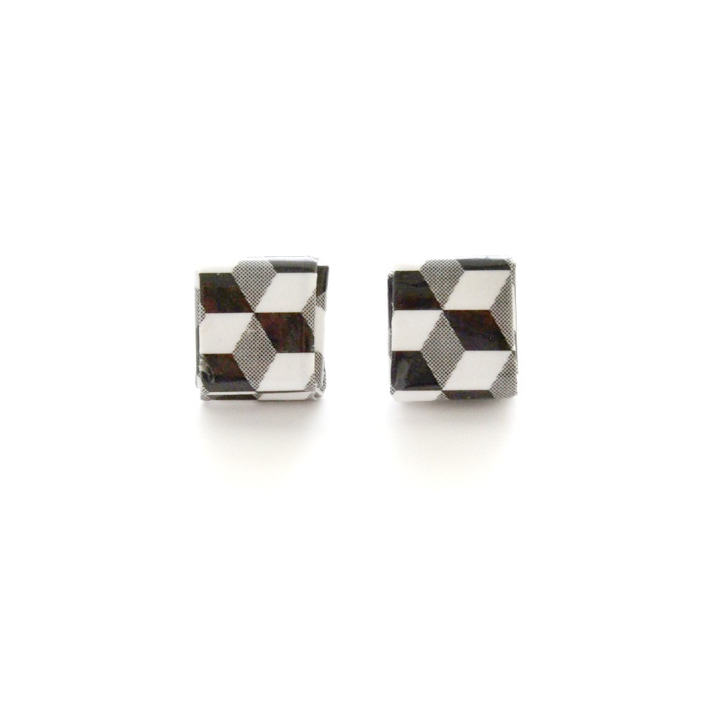 Handcrafted Recycled Paper "Dado" Earrings  | Strambótica