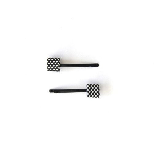 Fun, Handcrafted Polka-Dot Hair Clip Made from Recycled Paper | Strambótica