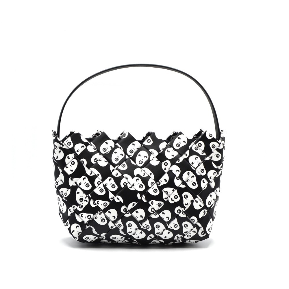 Bolso De Mano Olvido – Elegancia que no querrás olvidar | Strambótica