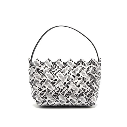 Bolso De Mano Peces – Frescura sostenible para tu look | Strambótica