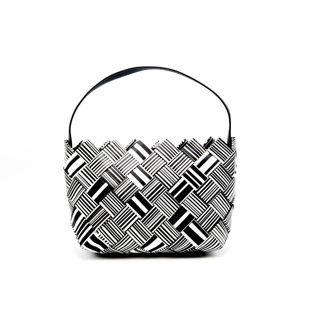 Bolso De Mano Compás – Elegancia que marca tu ritmo | Strambótica