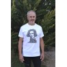 Camiseta Art Hombre – Algodón orgánico y diseño tipográfico | Strambótica