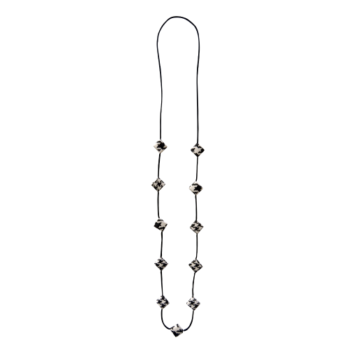 Houndstooth Silk Thread Necklace | Classic, Handcrafted Design | Strambótica