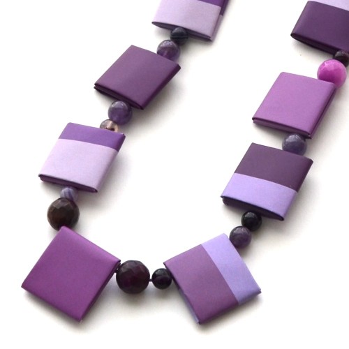 Long Lavender Necklace – Recycled Paper and Natural Stones | Strambótica