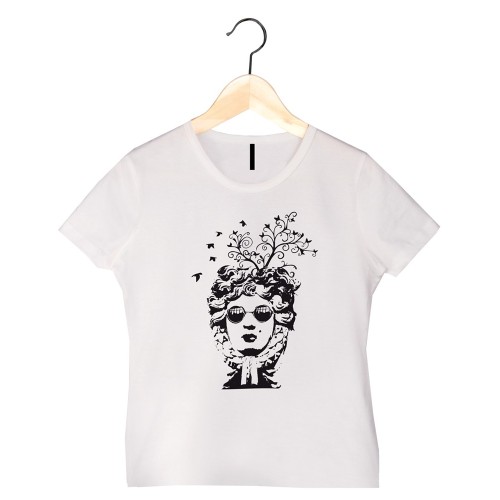 Bird T-Shirt – Freedom Takes Flight with Slow Fashion | Strambótica