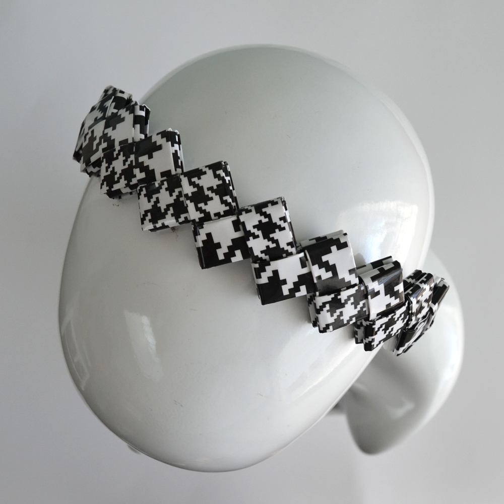 Diadema Pata de Gallo 2